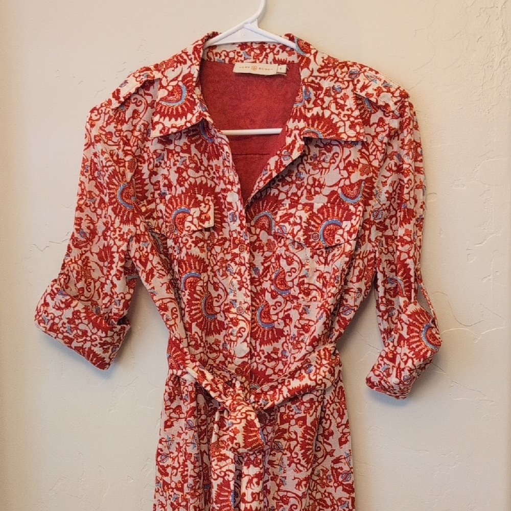 ♥️Like NEW! Tory Burch Red and White Button up Shirt Dress With belt.